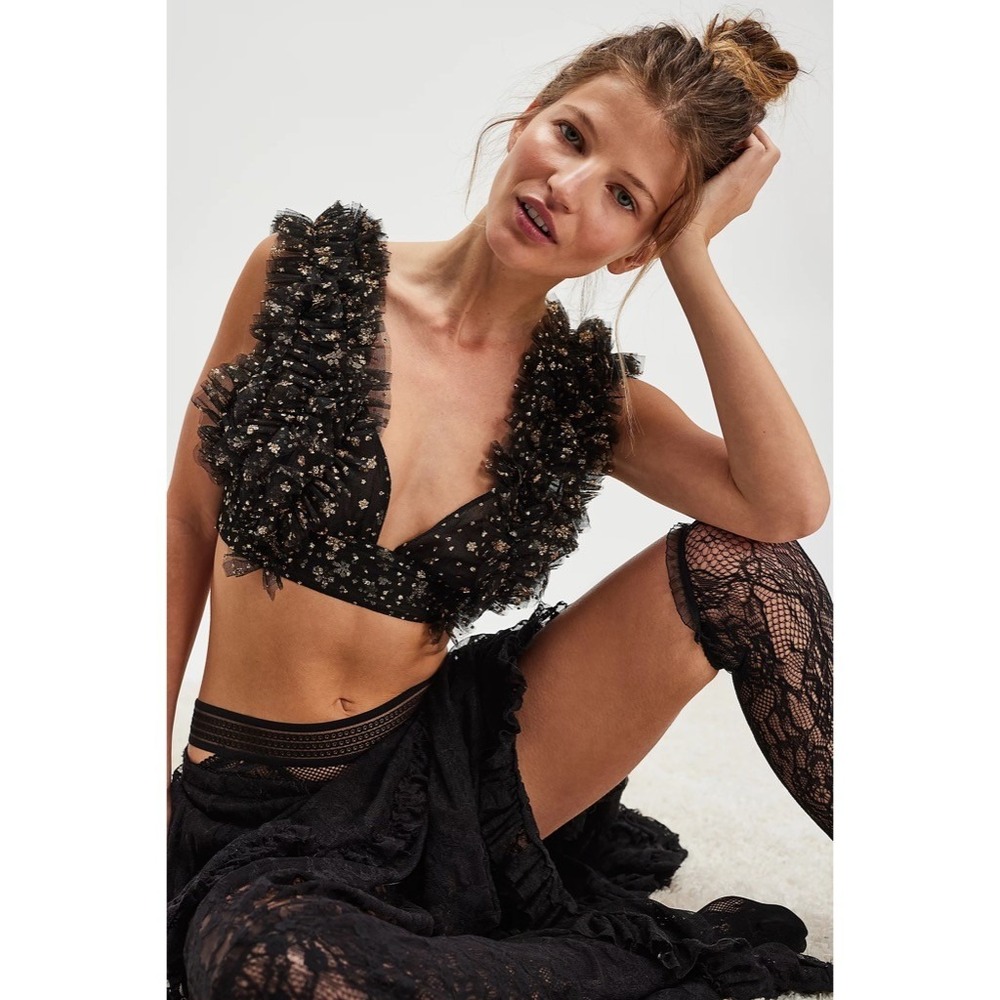 NWT!! FREE PEOPLE FP One Intimately Sosha Party Top Black Gold Embellished Small